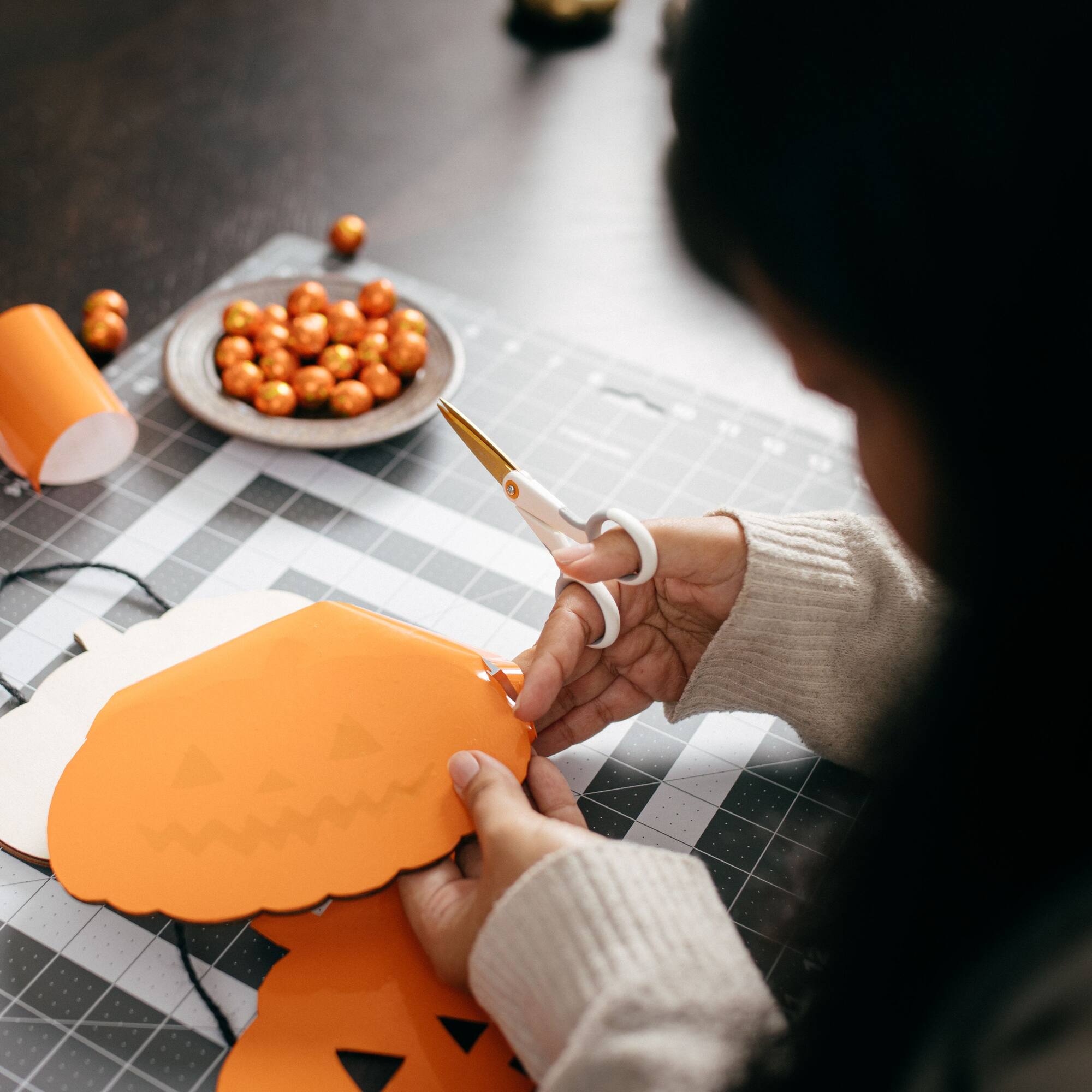 6 Pack: Fiskars® SoftGrip® No.5 Titanium Micro-Tip® Scissors